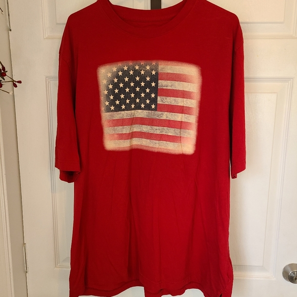 (108) Greg Norman, Men's Short Sleeve T-Shirt, Size: XXL Color: Red - Picture 2 of 8